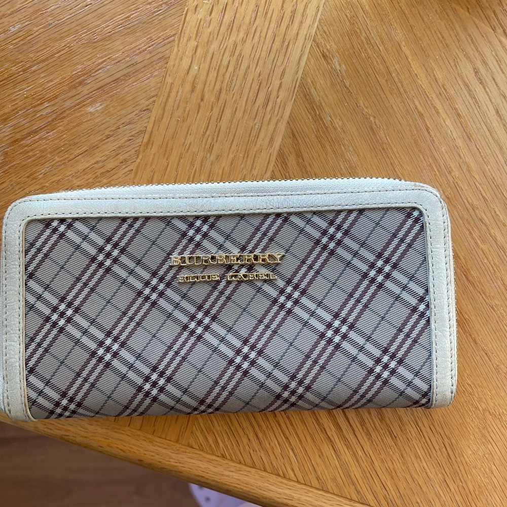 Vintage Burberry blue label wallet